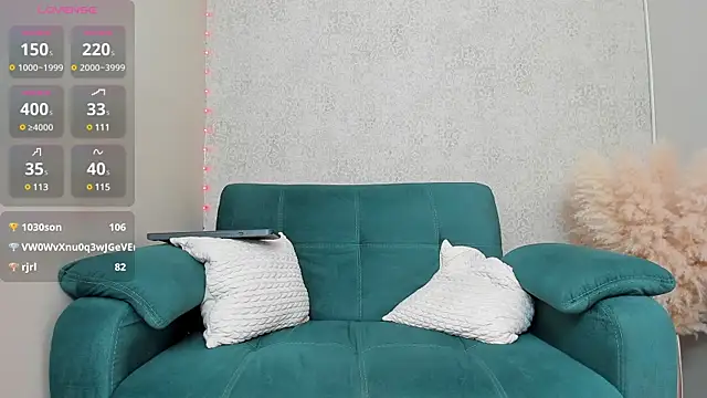 Snapshot of paolarey chatting on 01/14/25, 05:19 paolarey online show from 01/14/25, 05:19