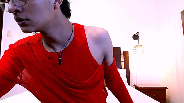 Snapshot of SahirCharm chatting on 06/16/26, 12:08 SahirCharm online show from 06/16/26, 12:08