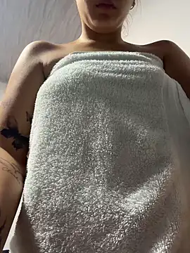 HayleyRoss  online show from 07/14/26, 02:12
