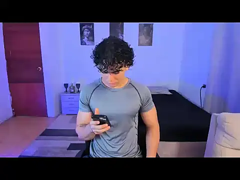 Snapshot of mateo_jack chatting on 07/08/26, 02:21 mateo jack online show from 07/08/26, 02:21