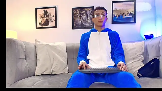 KING BOYS2026 online show from 07/09/26, 01:20