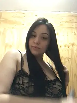 Snapshot of prettyrubi chatting on 07/31/26, 03:50 prettyrubi online show from 07/31/26, 03:50