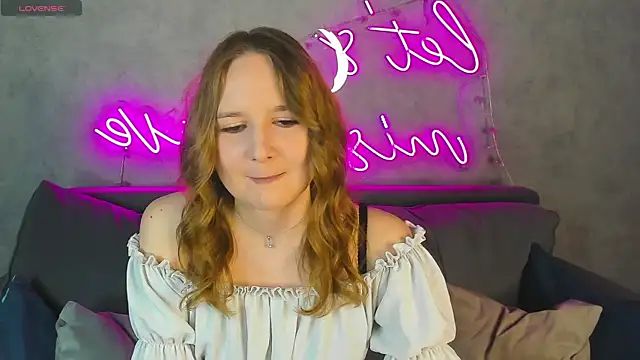 Emmaa Kimm online show from 05/28/26, 01:03