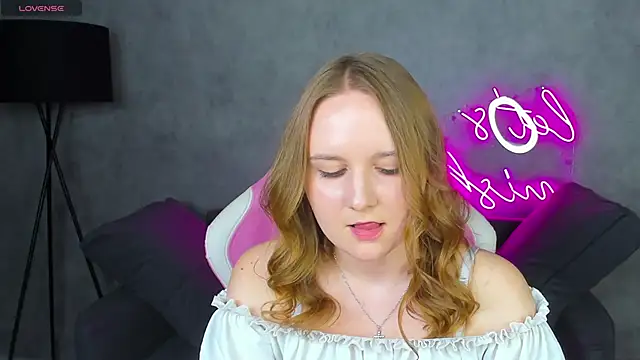 Emmaa Kimm online show from 06/22/26, 03:25