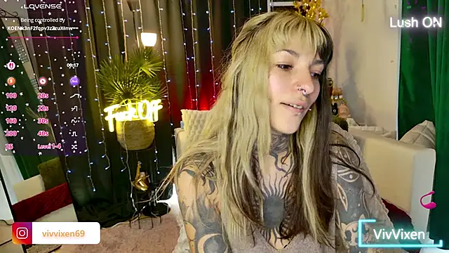 VivVixen online show from 06/16/26, 05:48
