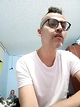 jairo43 online show from 05/04/26, 10:11