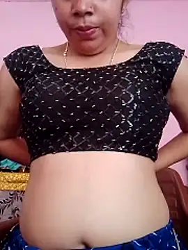 Snapshot of annu_47 chatting on 05/05/26, 05:48 annu 47 online show from 05/05/26, 05:48