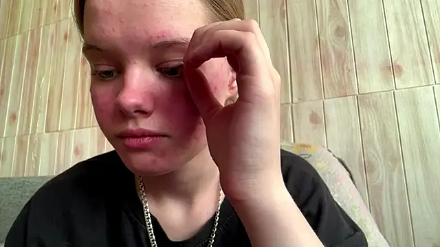 Malinwitch online show from 06/19/26, 03:16