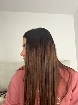Snapshot of EmilyCxx chatting on 07/19/26, 12:14 EmilyCxx online show from 07/19/26, 12:14