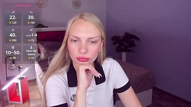 NancyGlamour online show from 06/12/26, 11:09