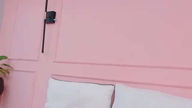 DanielleDNicola online show from 07/31/26, 12:59