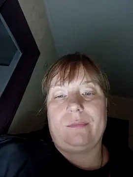 MikkiLove777 online show from 05/02/26, 12:37