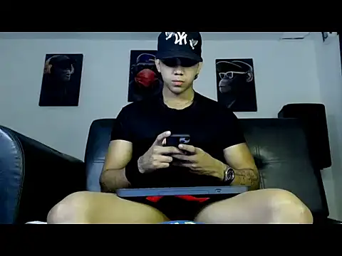 noahprada online show from 05/07/26, 05:13