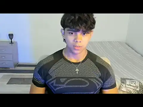 noahprada online show from 05/13/26, 04:54