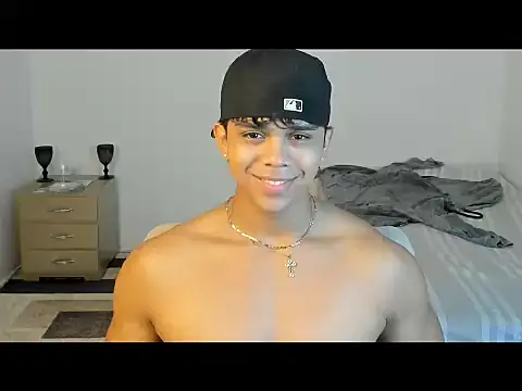 noahprada online show from 05/20/26, 06:08