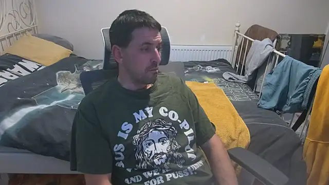 Snapshot of Tracky_66 chatting on 04/29/26, 11:00 Tracky 66 online show from 04/29/26, 11:00