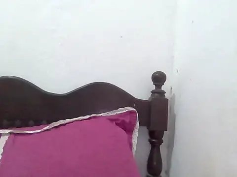 Snapshot of Xoeni chatting on 05/15/26, 11:56 Xoeni online show from 05/15/26, 11:56