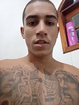 Snapshot of gui_carioca7 chatting on 06/04/26, 01:55 gui carioca7 online show from 06/04/26, 01:55