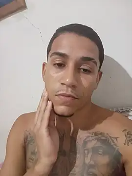 Snapshot of gui_carioca7 chatting on 07/24/26, 04:32 gui carioca7 online show from 07/24/26, 04:32