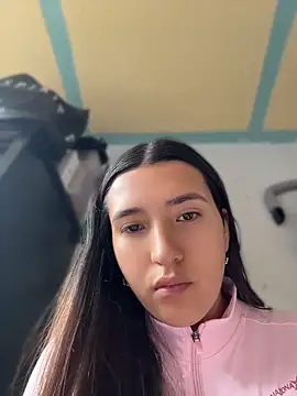 Alix Rousses20 online show from 05/14/26, 04:14