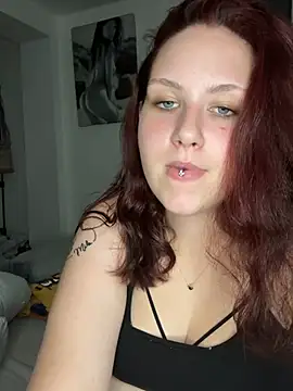 CuteBeaX online show from 06/24/26, 09:25