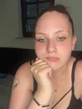 CuteBeaX online show from 06/25/26, 07:07