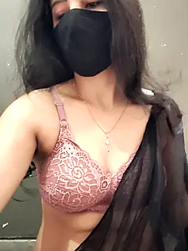 Snapshot of Kanika_76 chatting on 05/19/26, 01:44 Kanika 76 online show from 05/19/26, 01:44