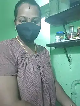 Snapshot of tamil_butterfly chatting on 07/14/26, 02:56 tamil butterfly online show from 07/14/26, 02:56