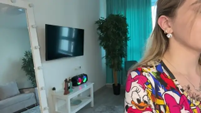 Victoria Jess online show from 05/25/26, 04:02