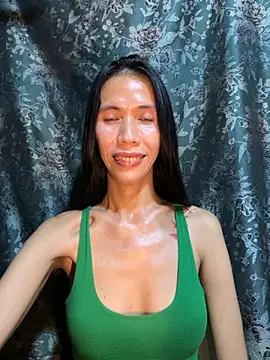 lovelyRAIN143 online show from 04/29/26, 04:11