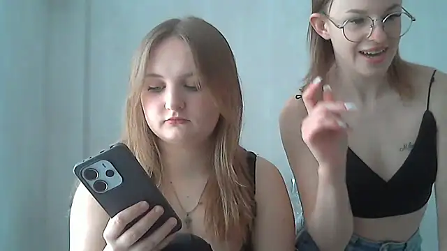  sweet girls2 online show from 05/06/26, 11:15