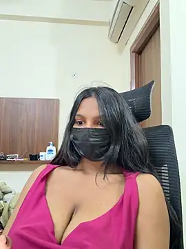 PIHU01990 online show from 05/05/26, 07:00