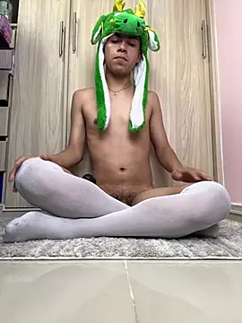 Snapshot of Asher_Young chatting on 05/22/26, 01:35 Asher Young online show from 05/22/26, 01:35