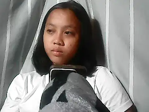Snapshot of Yours_AsianPinayGirl18 chatting on 06/03/26, 08:58 Yours AsianPinayGirl18 online show from 06/03/26, 08:58