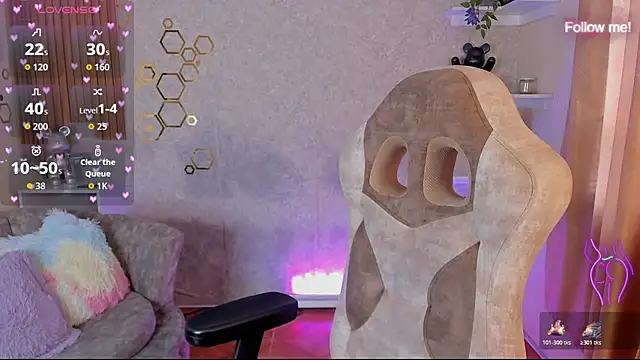 Snapshot of mia_smoke_ chatting on 05/23/26, 01:37 mia smoke online show from 05/23/26, 01:37
