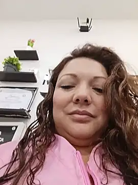 Snapshot of SAMANTHA--02 chatting on 07/17/26, 02:02 SAMANTHA--02 online show from 07/17/26, 02:02