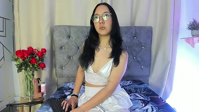 Snapshot of Alana_jazz chatting on 06/30/26, 03:51 Alana jazz online show from 06/30/26, 03:51