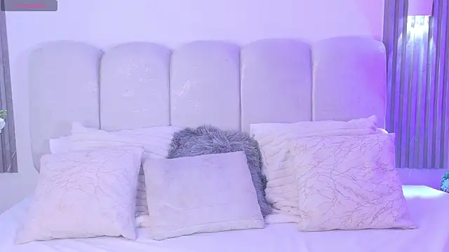 ScarlettVelvet online show from 05/08/26, 01:16