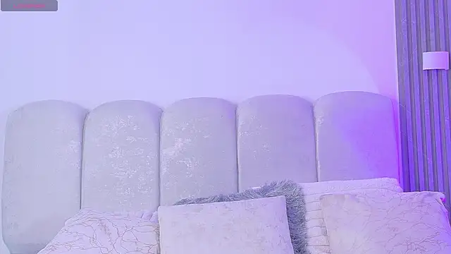 ScarlettVelvet online show from 05/15/26, 01:18