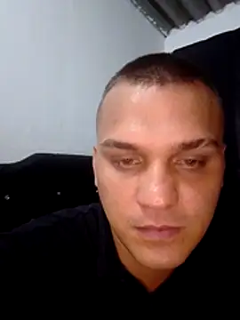 Snapshot of Marvic_men chatting on 04/30/26, 01:28 Marvic men online show from 04/30/26, 01:28