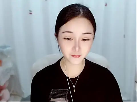 Snapshot of Amy-cnbaby chatting on 06/14/26, 02:24 Amy-cnbaby online show from 06/14/26, 02:24