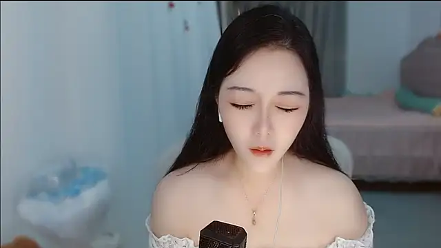 Amy-cnbaby online show from 08/06/26, 01:51