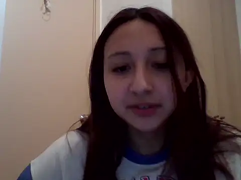 Snapshot of 010874 chatting on 05/29/26, 04:32 010874 online show from 05/29/26, 04:32