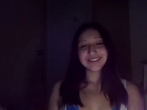 Snapshot of 010874 chatting on 05/30/26, 04:20 010874 online show from 05/30/26, 04:20