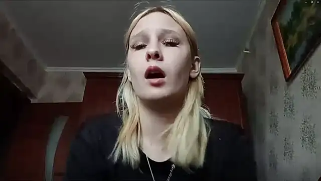 Snapshot of SharriLeisey chatting on 05/29/26, 11:19 SharriLeisey online show from 05/29/26, 11:19