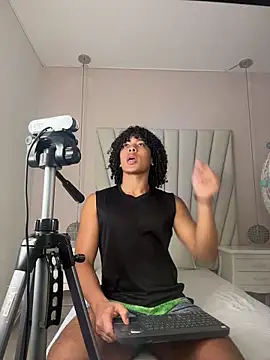 Taylor gray7 online show from 06/16/26, 04:04