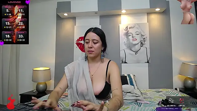 Snapshot of _tamara_priya_ chatting on 06/30/26, 11:44 tamara priya online show from 06/30/26, 11:44
