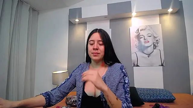 Snapshot of _tamara_priya_ chatting on 07/25/26, 11:30 tamara priya online show from 07/25/26, 11:30