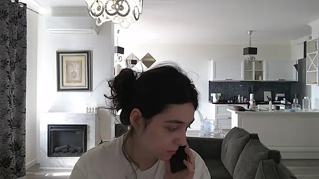 Snapshot of cute_lilia chatting on 05/08/26, 09:25 cute lilia online show from 05/08/26, 09:25
