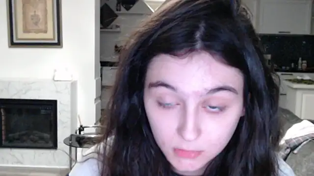 Snapshot of cute_lilia chatting on 05/09/26, 06:35 cute lilia online show from 05/09/26, 06:35